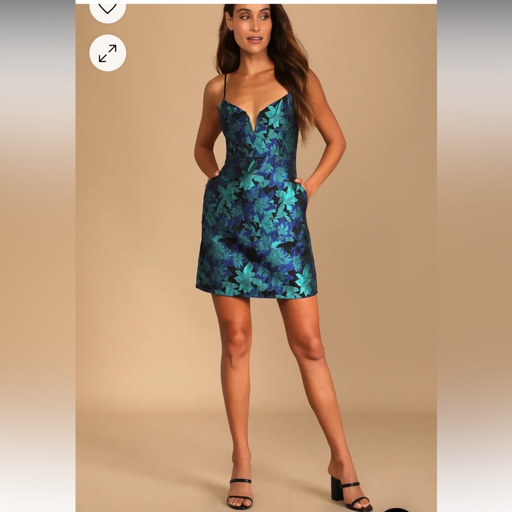 NWT Lulu’s Ready for Festivities Blue Multi Floral Jacquard Mini Dress Size Med - Picture 3 of 13